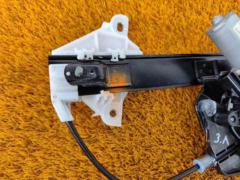 Стеклоподъемник