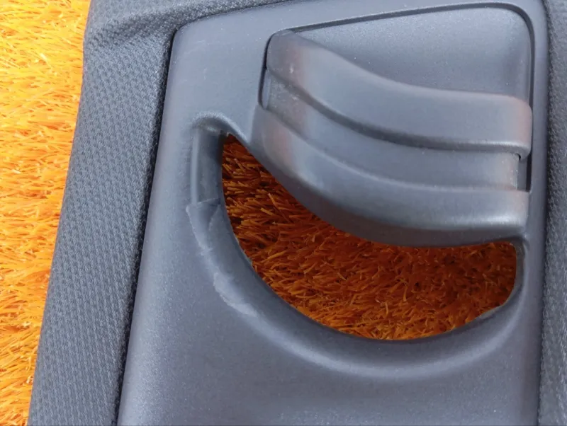 Обшивка центральной стойки