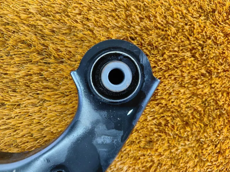 Рычаг подвески