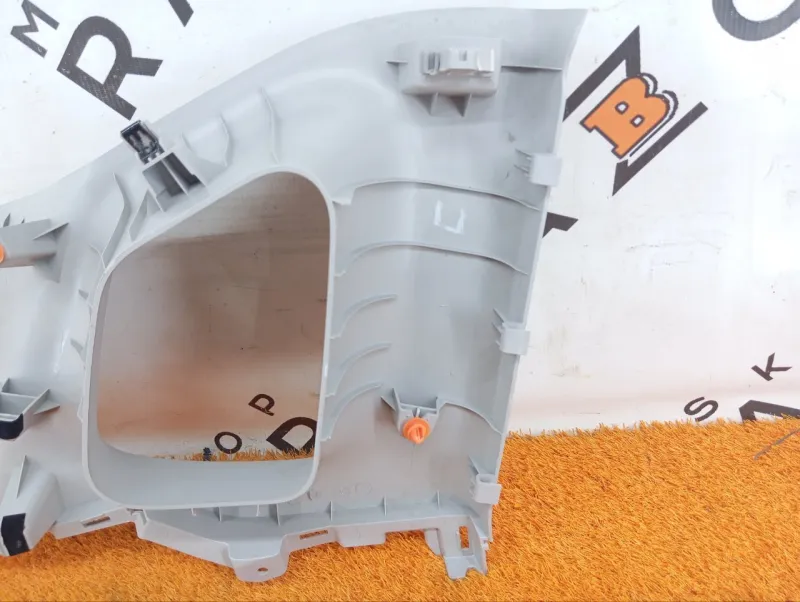 Обшивка стойки