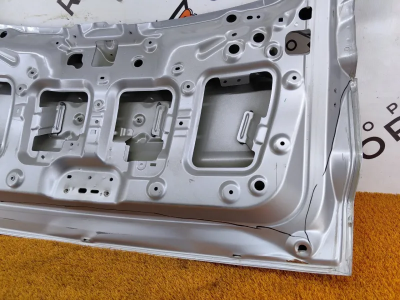 Крышка багажника