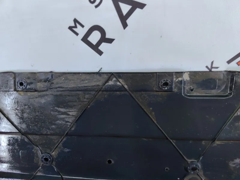 Защита днища кузова