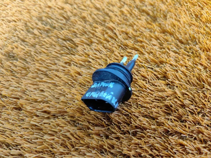 Датчик уровня охлаждающей жидкости