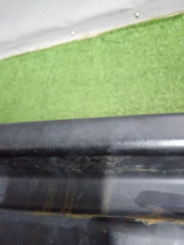 Усилитель бампера