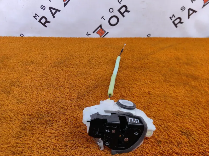 Замок двери