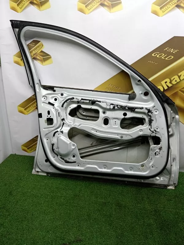 Дверь BMW 5-Series 2011 41007206107 F10, передняя левая