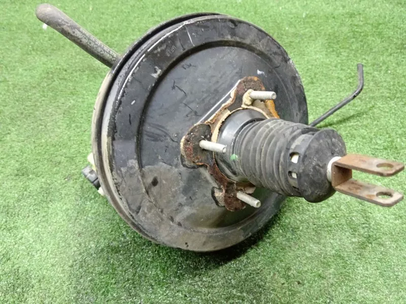 Главный тормозной цилиндр