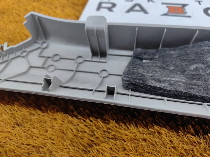 Накладка на стойку кузова