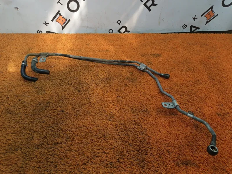 Трубка системы охлаждения