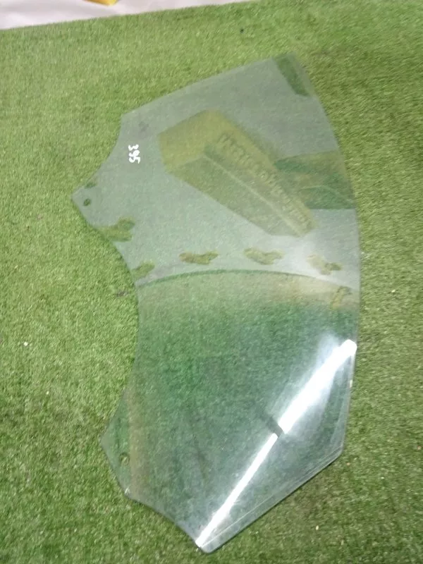 Стекло двери Audi A4 2008 8K0845202D B8, переднее правое