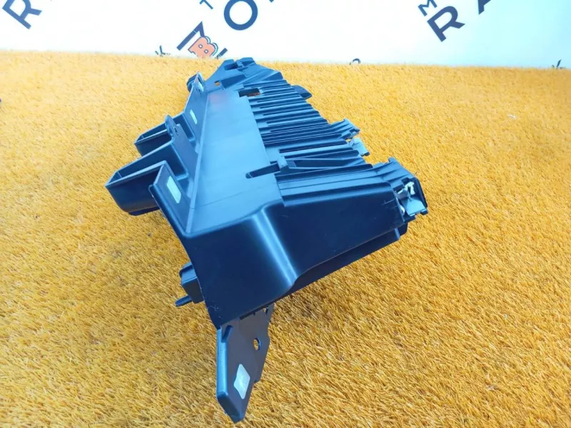 Обшивка багажника