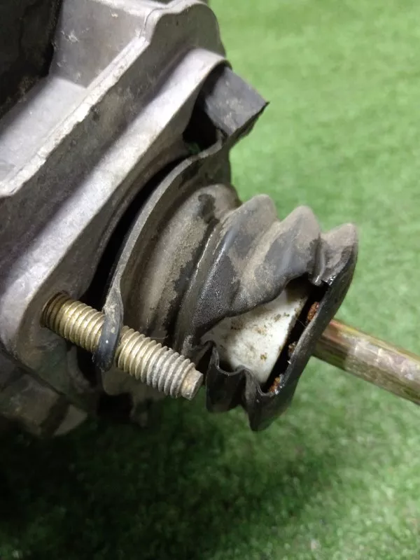 Главный тормозной цилиндр