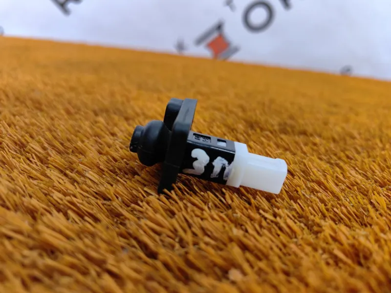 Датчик открытия двери