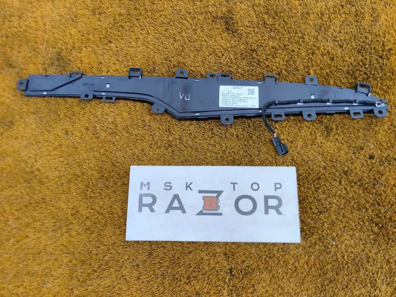 Накладка обшивки двери