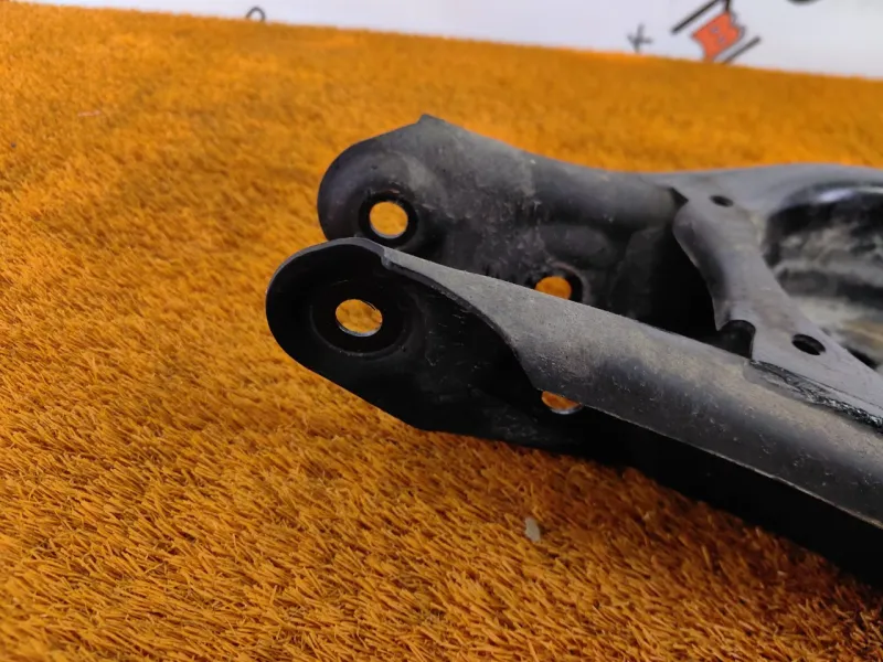 Рычаг подвески