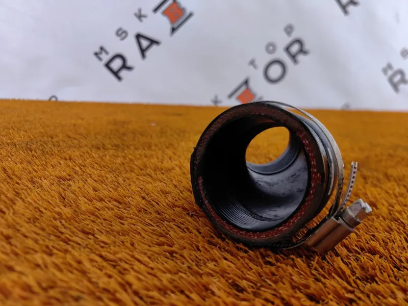 Патрубок интеркулера