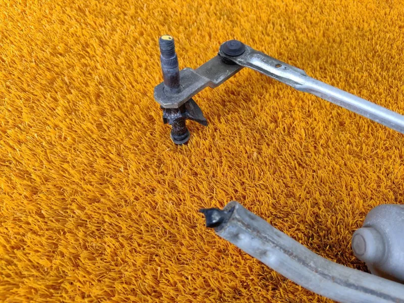 Трапеция дворников