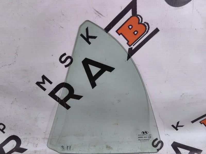 Форточка задняя