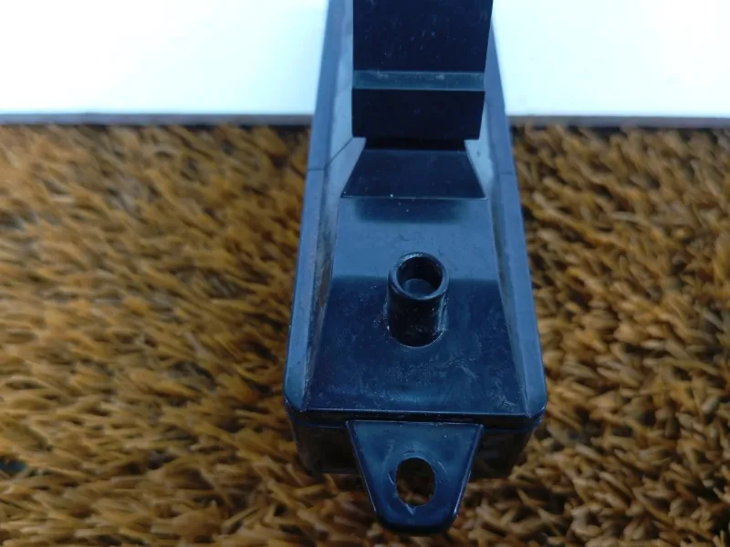 Кнопка стеклоподъемника