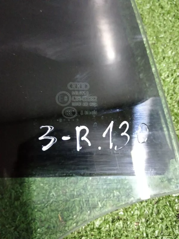 Стекло двери Audi A5 2010 8T8845206B 8T, заднее правое