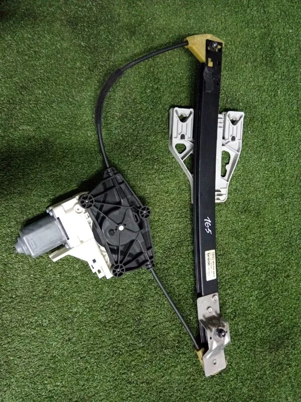 Стеклоподъемник Audi A4 2012 8K0839462A B8, задний правый