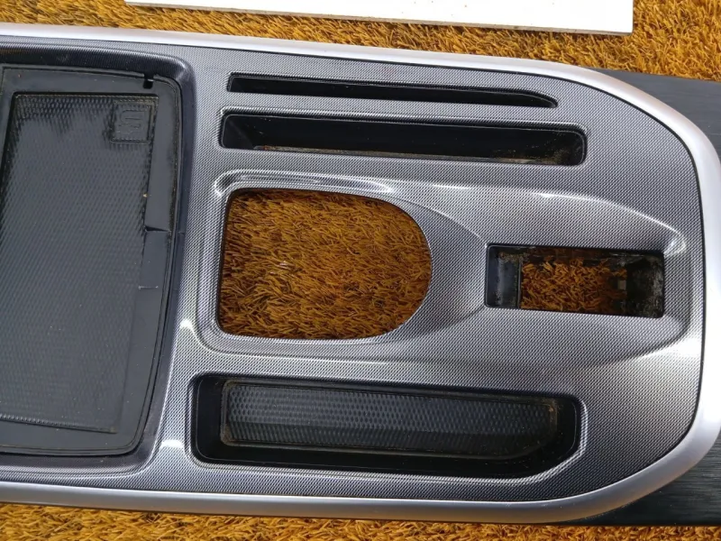 Накладка центральной консоли