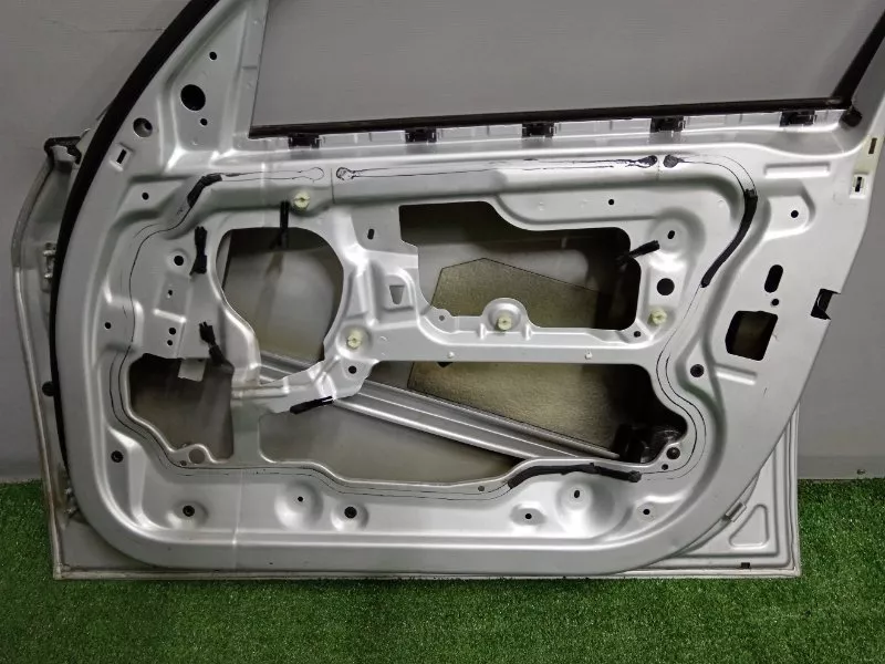 Дверь BMW 3-Series 2007 41007203644 E90, передняя правая