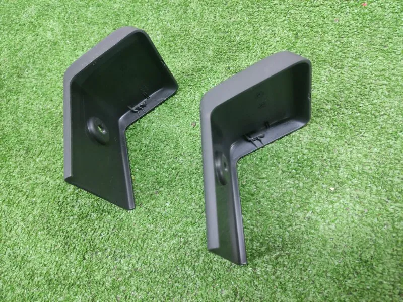 Заглушка крепления сиденья