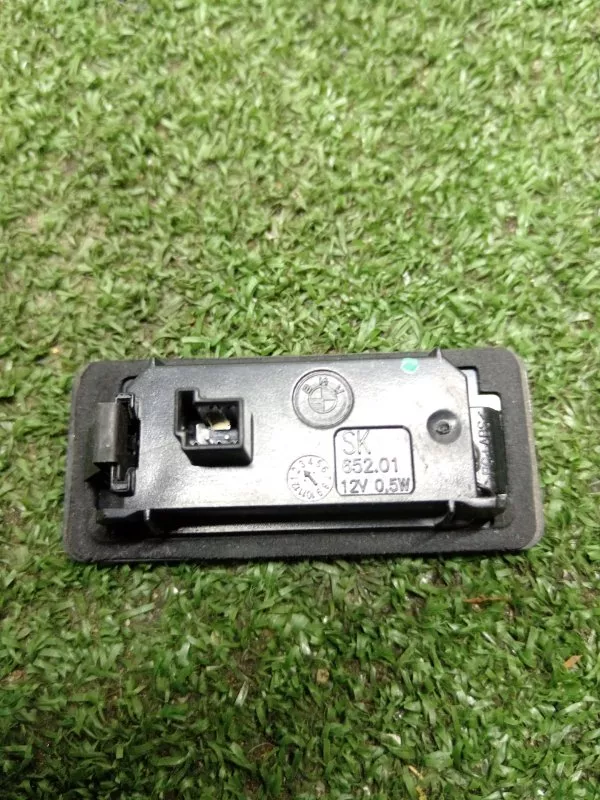 Плафон подсветки багажника