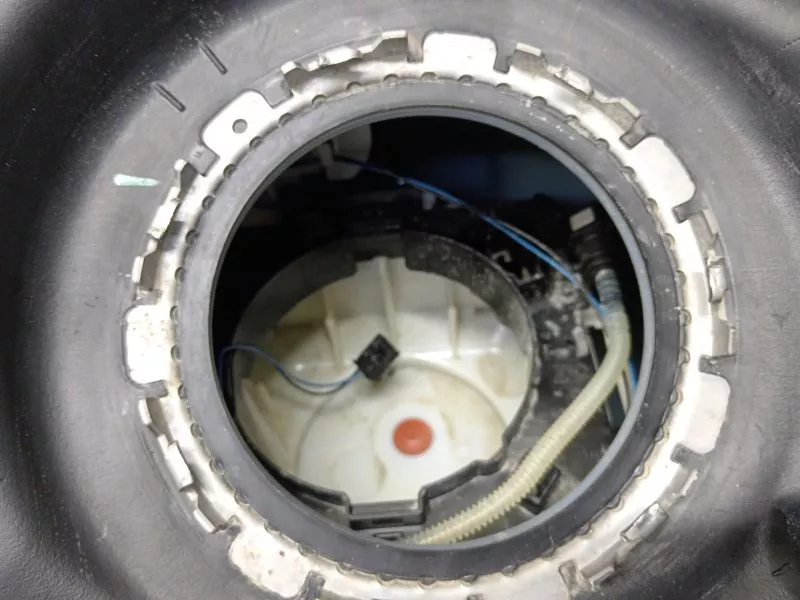 Бак топливный