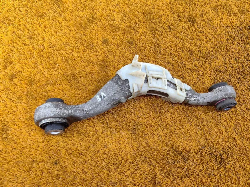 Рычаг подвески