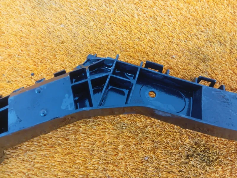 Кронштейн бампера