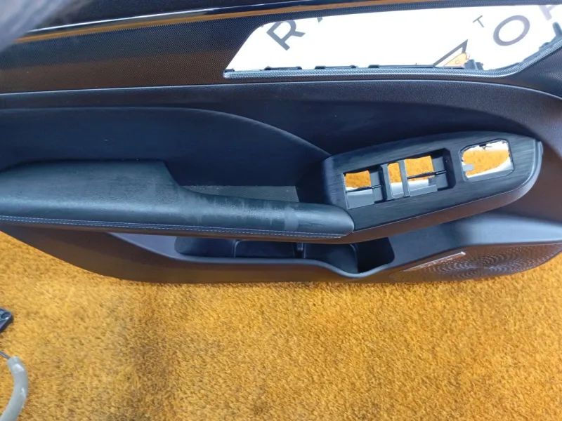 Обшивка двери