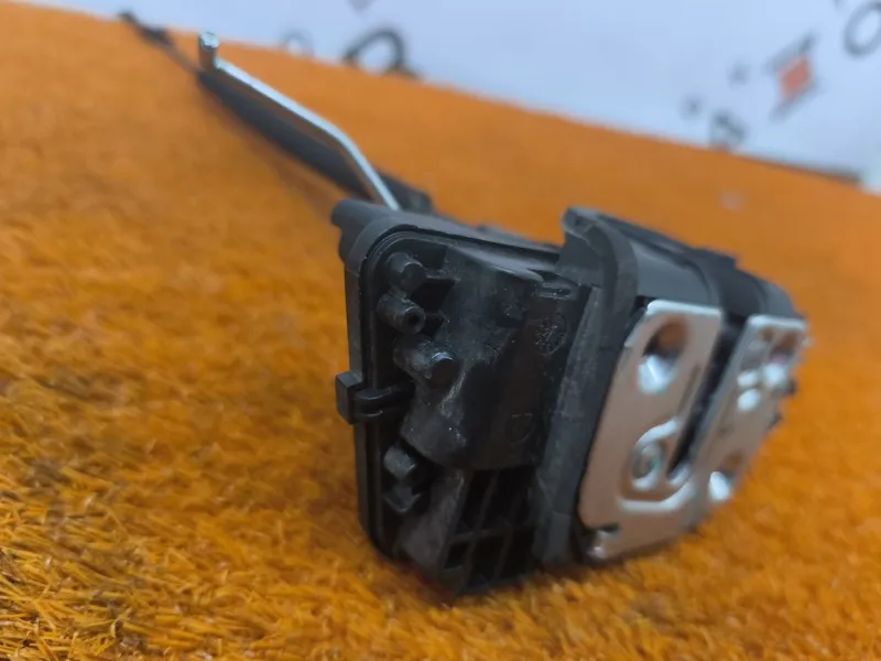 Замок двери