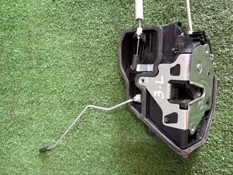 Замок двери