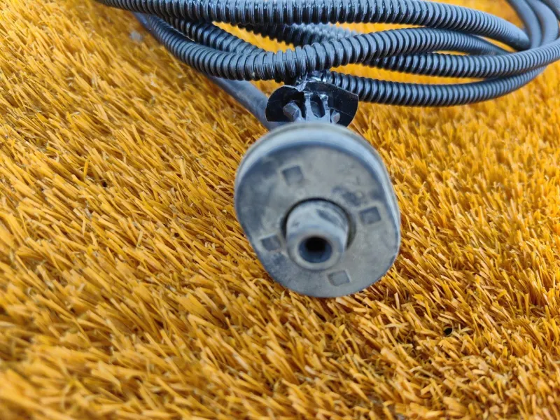 Трубка стеклоомывателя