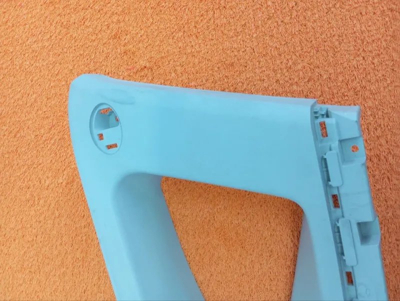 Накладка на стойку кузова