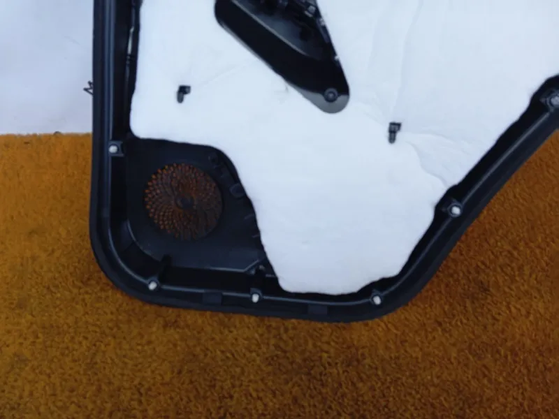 Обшивка двери