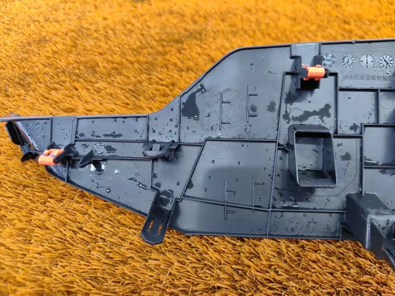 Накладка на торпедо