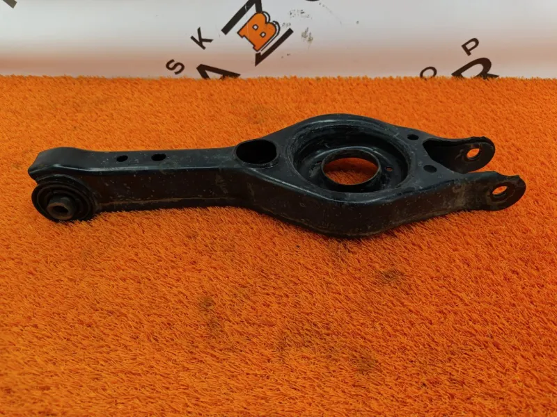 Рычаг подвески