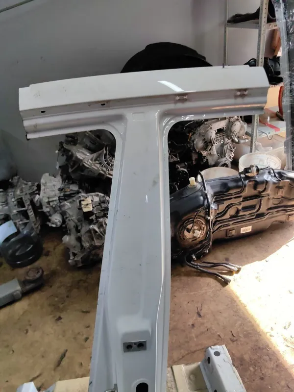 Порог с центральной стойкой