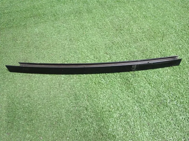 Молдинг рамки двери