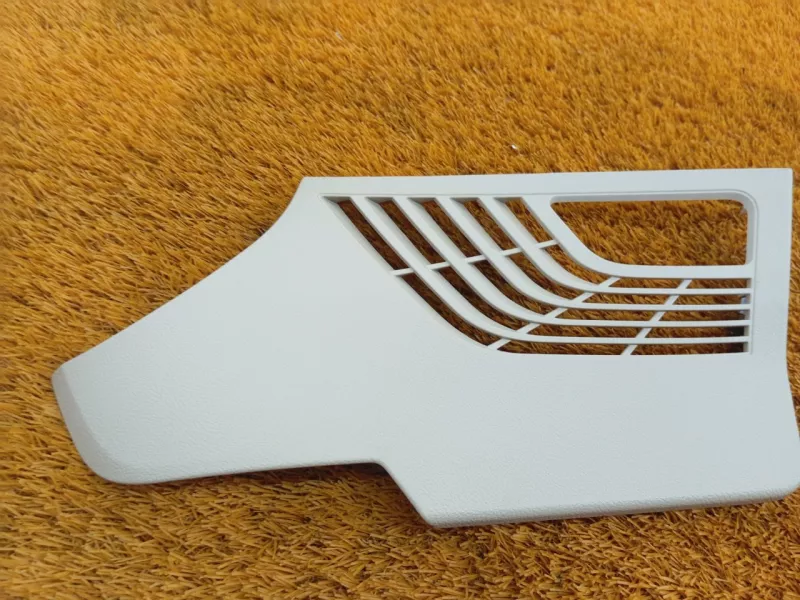 Обшивка багажника