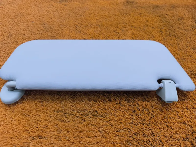 Козырек солнцезащитный