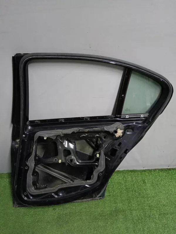 Дверь BMW 5-Series 2009 41007206114 F10/F11, задняя правая