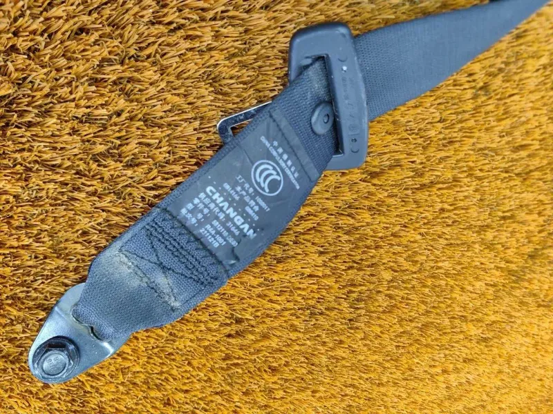 Ремень безопасности