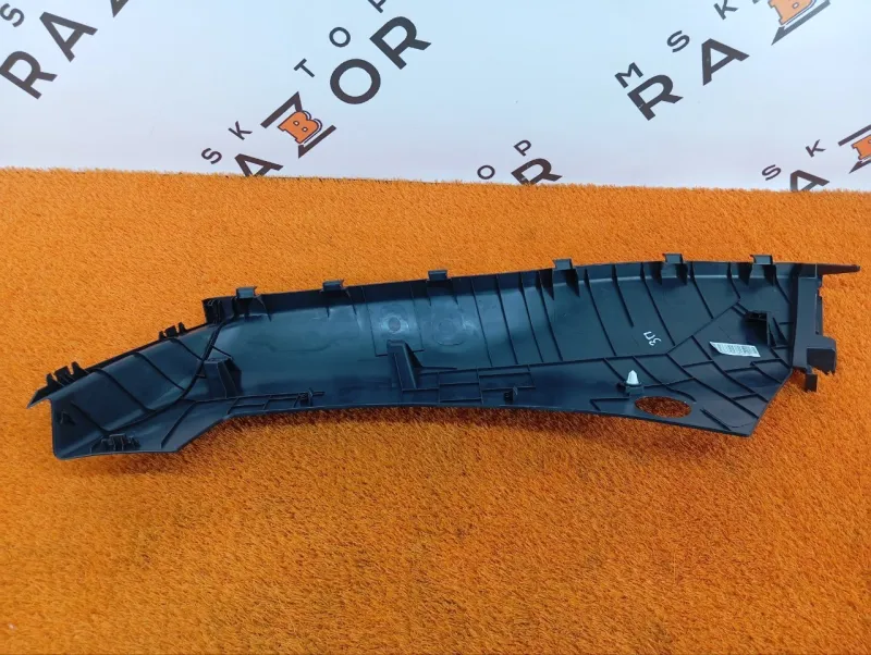 Накладка на стойку кузова