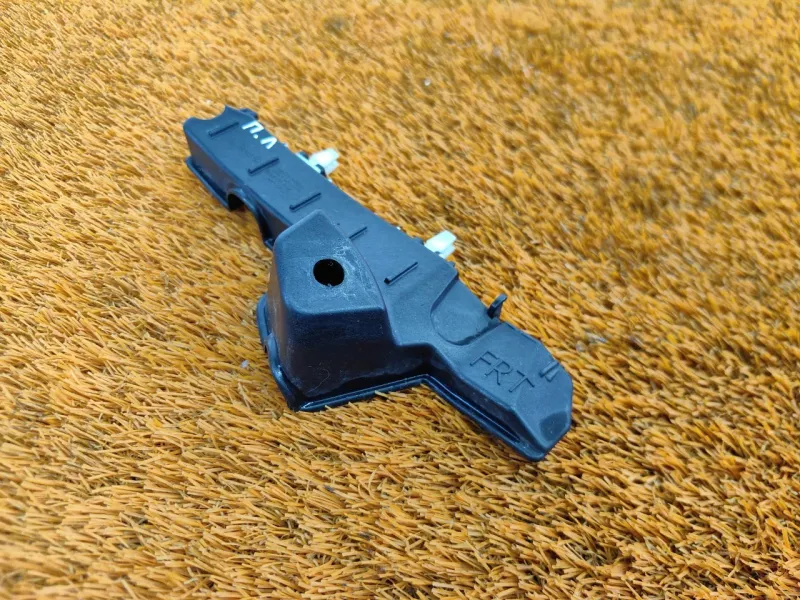 Крепление бампера