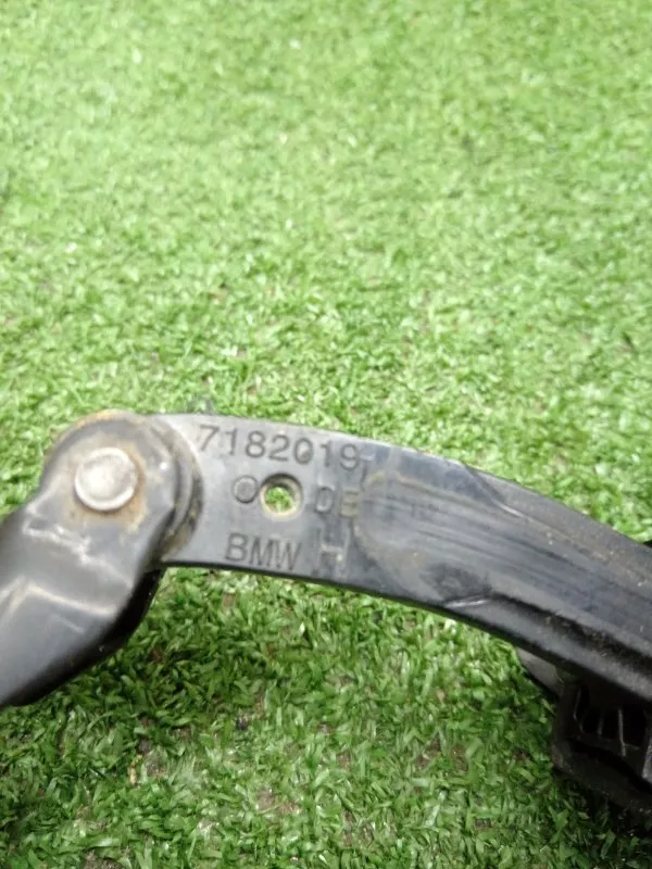 Ограничитель двери