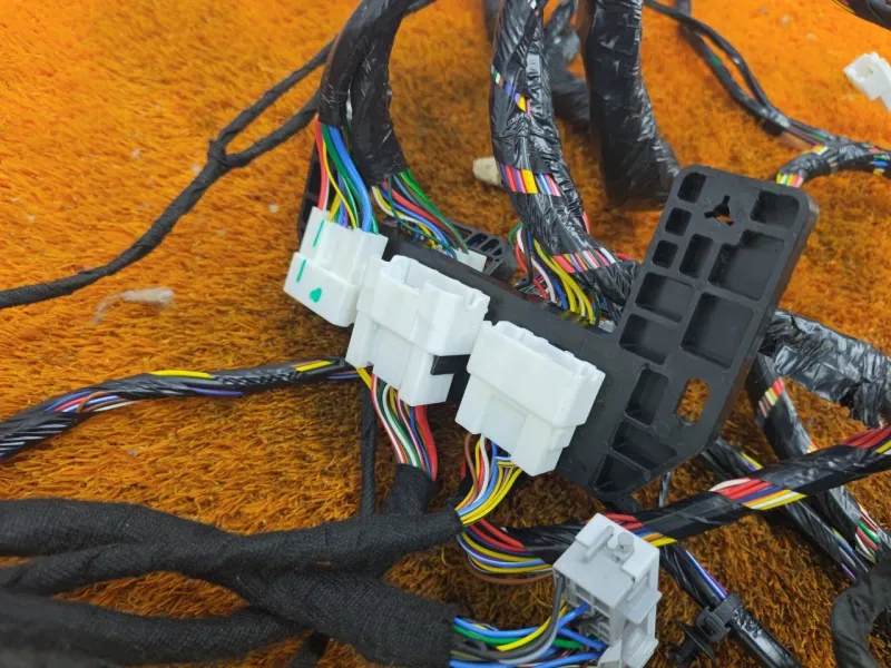 Проводка салона